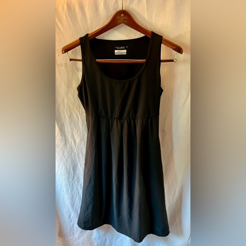 Columbia Sportswear M Omni-Shade Black Sleeveless Sun Protection Dress A Line
